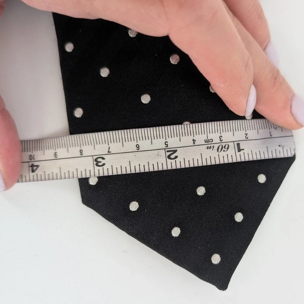 Charles Tyrwhitt Silk Woven Tie Black Herringbone Polka Dot Classic Timeless